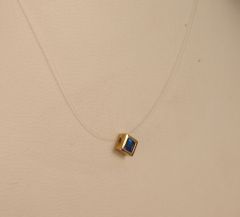 Collier  "fliegender,schwebender Stein", Gold 333,  Goldfassung, blauer- sy.Spinell, Nyloncollier